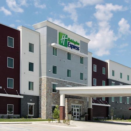 Holiday Inn Express Fargo Sw I94 Medical Center, An Ihg Hotel Екстериор снимка
