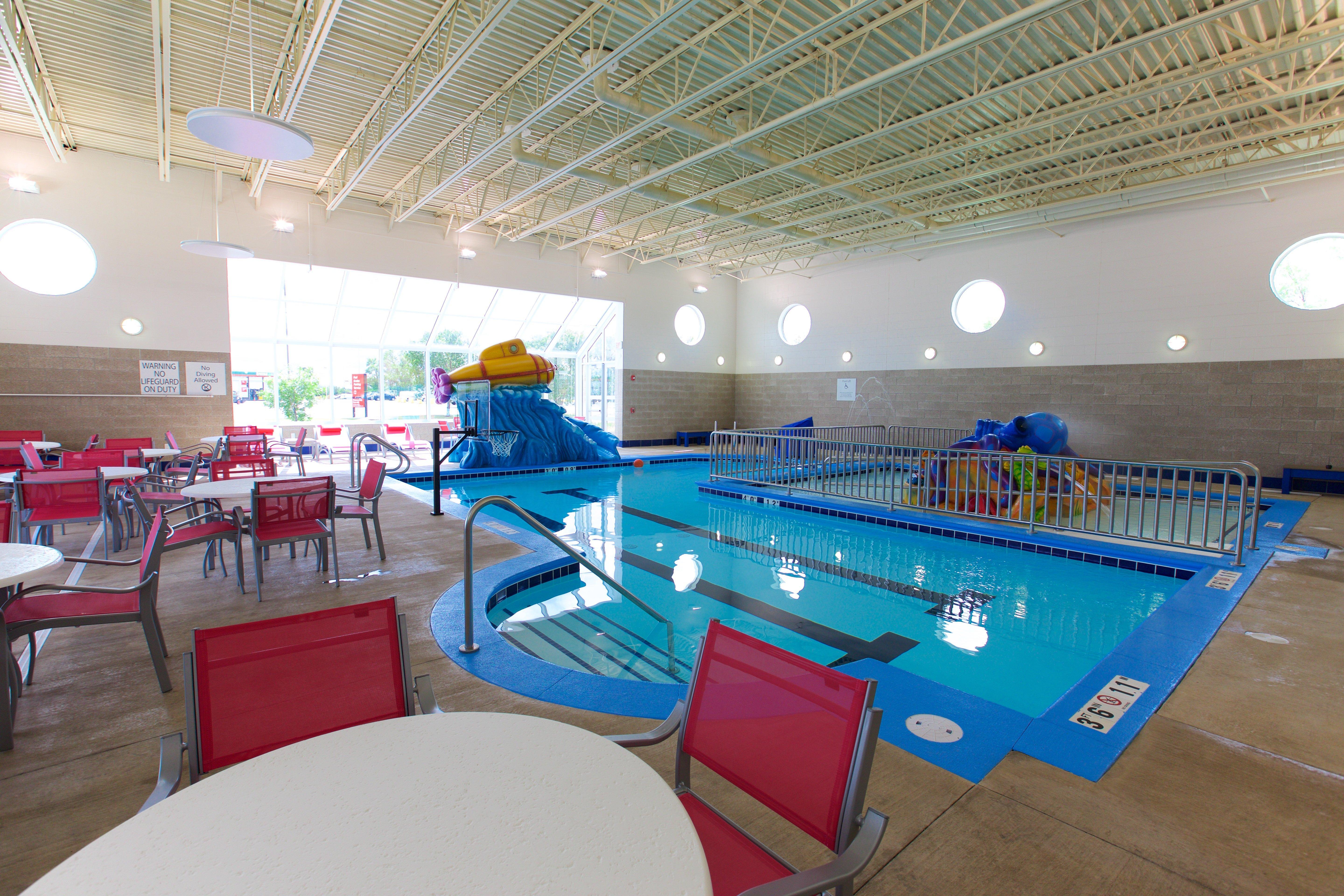 Holiday Inn Express Fargo Sw I94 Medical Center, An Ihg Hotel Екстериор снимка