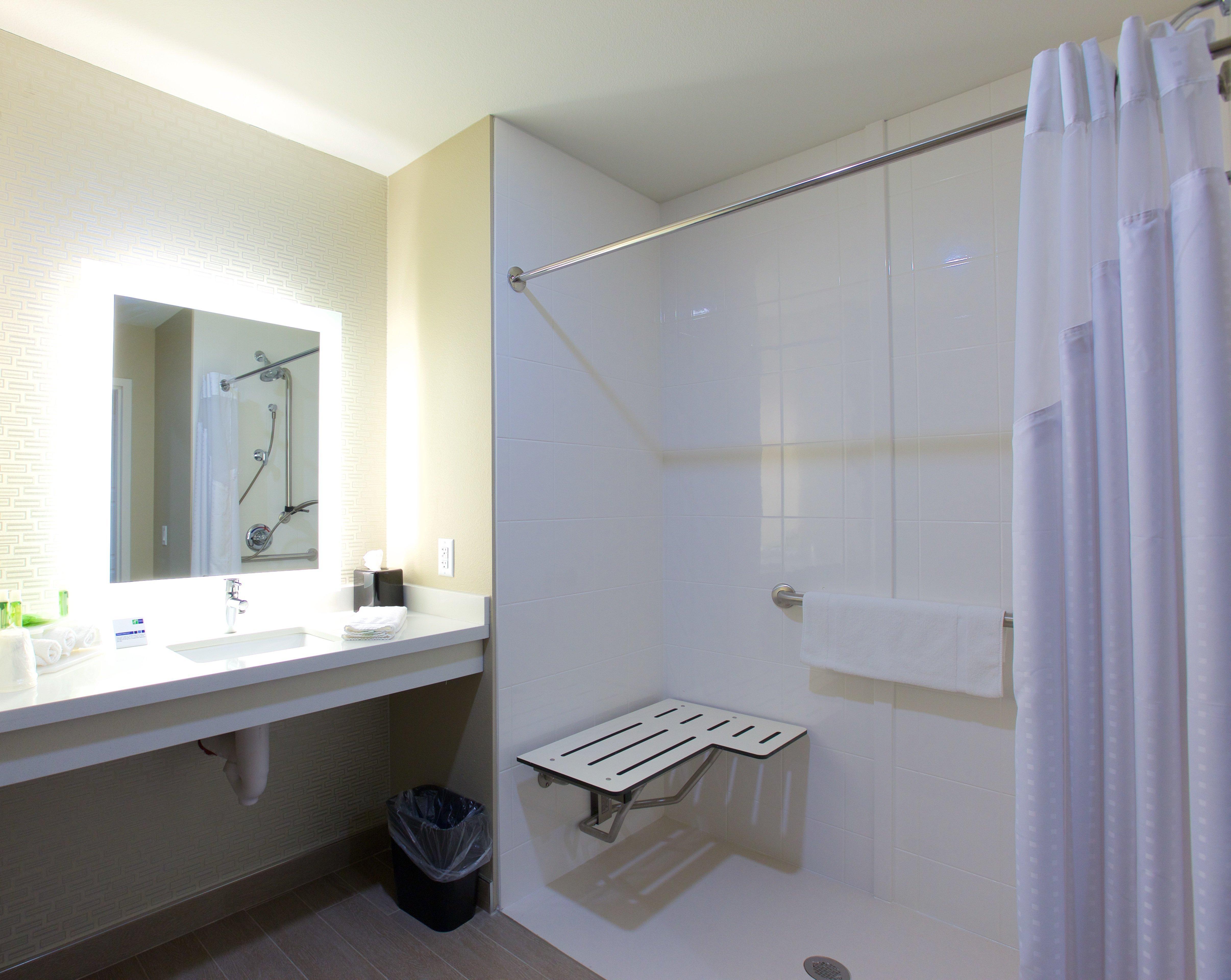 Holiday Inn Express Fargo Sw I94 Medical Center, An Ihg Hotel Екстериор снимка