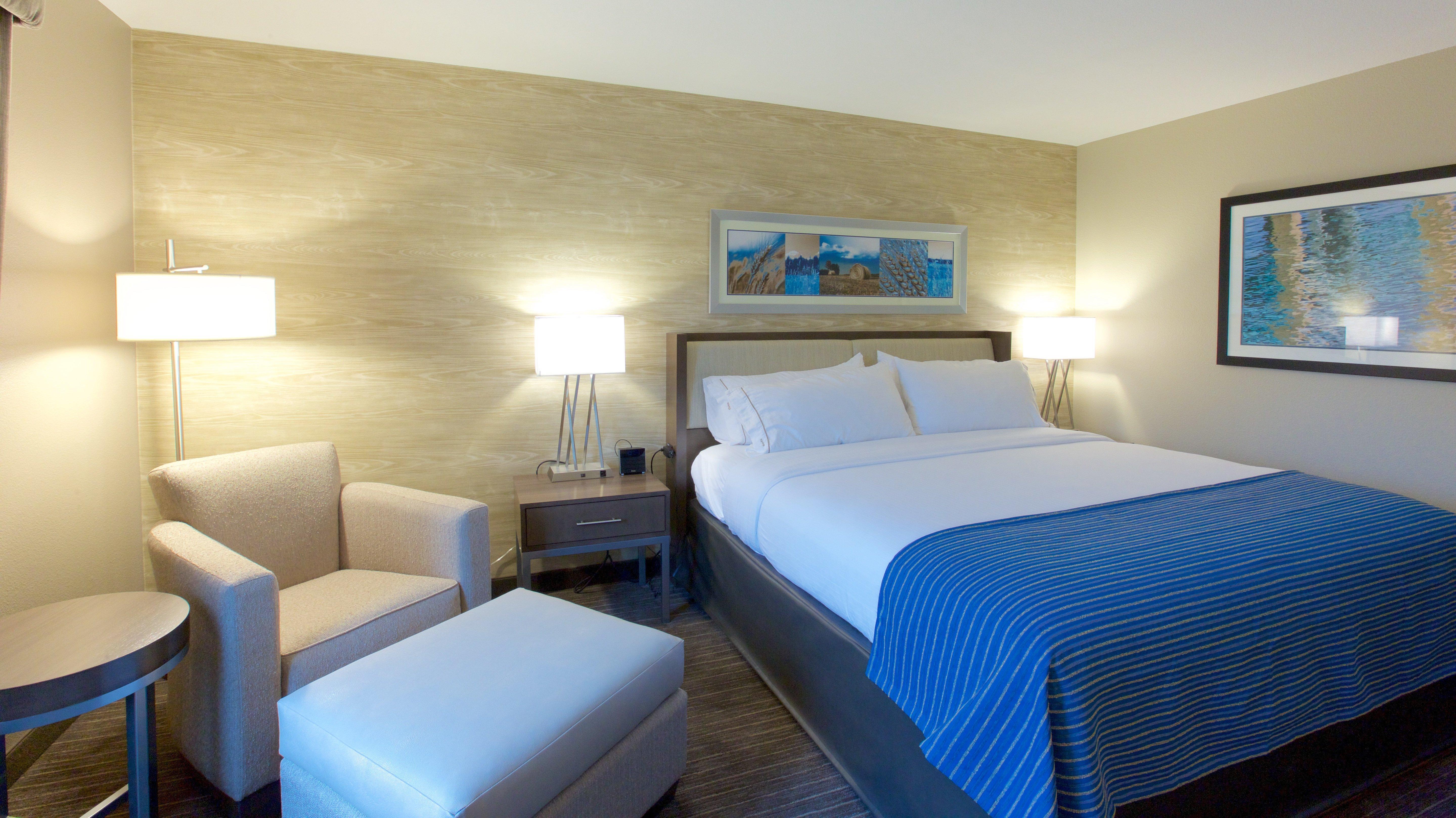 Holiday Inn Express Fargo Sw I94 Medical Center, An Ihg Hotel Екстериор снимка