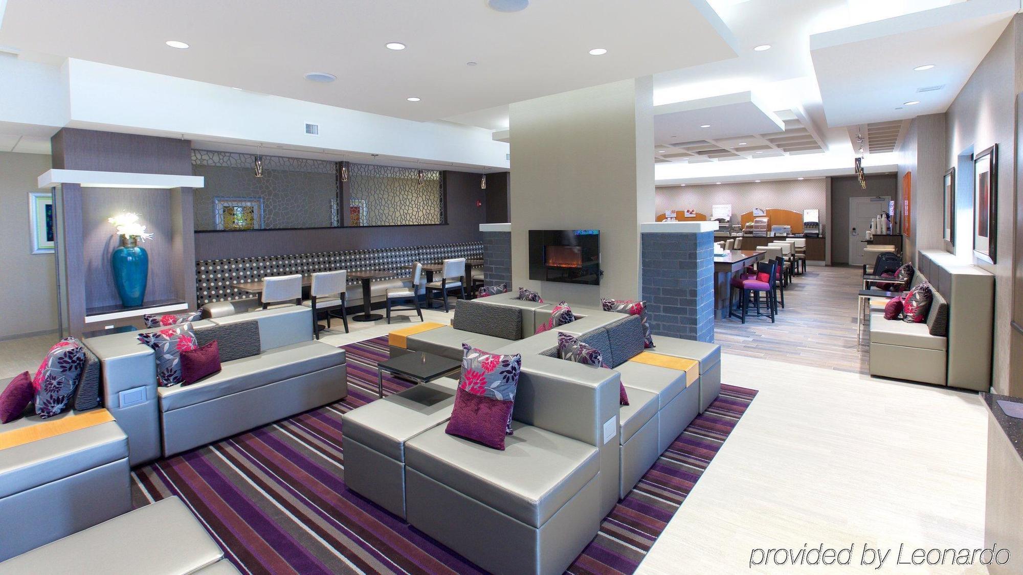 Holiday Inn Express Fargo Sw I94 Medical Center, An Ihg Hotel Екстериор снимка